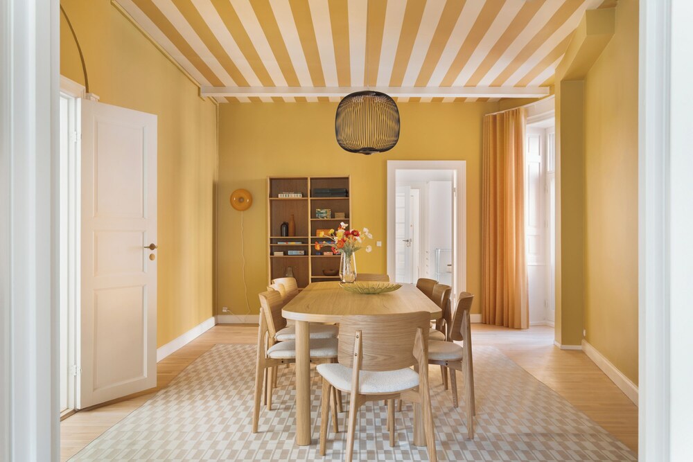 Former Dukes Residence - 4 bedrooms - 2 bathrooms