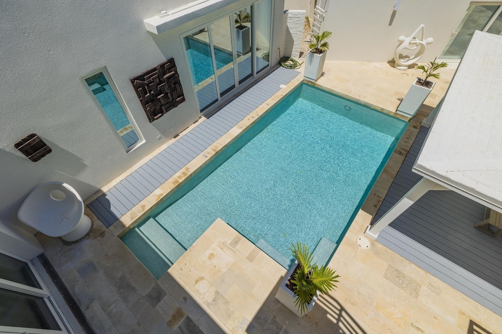 4 4 5 Rooftoppoolpingponggazebonear Ritz Beach