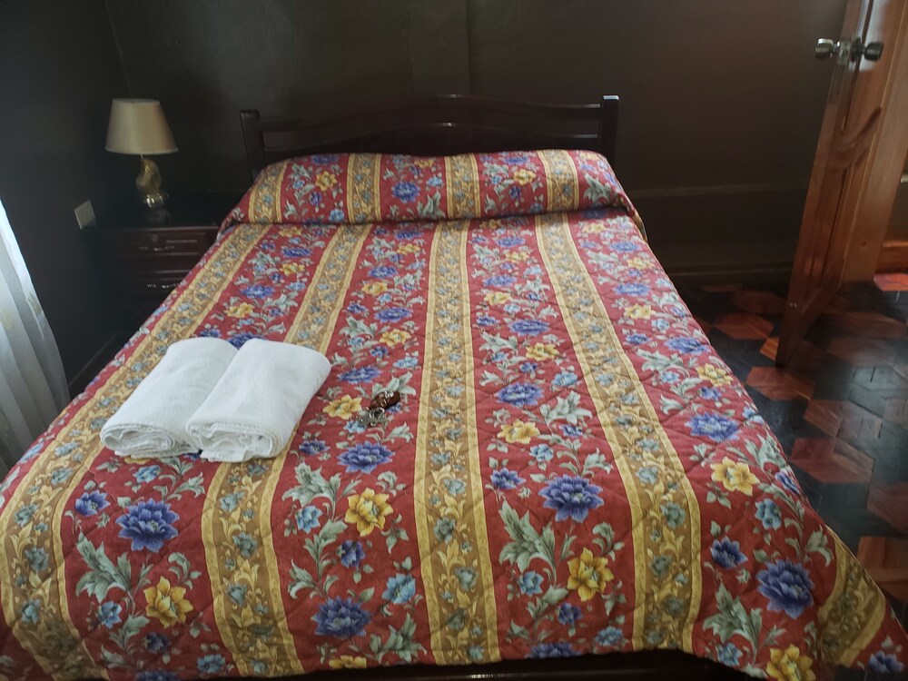Hostal Monte Real
