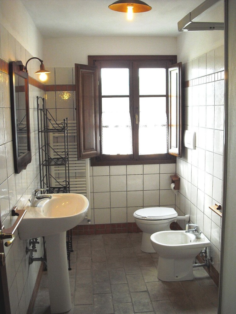 Photo 52