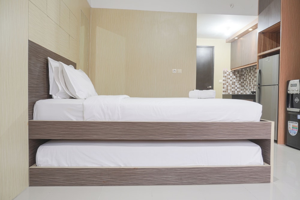 Simply And Homey Studio Apartment At Park View Condominium