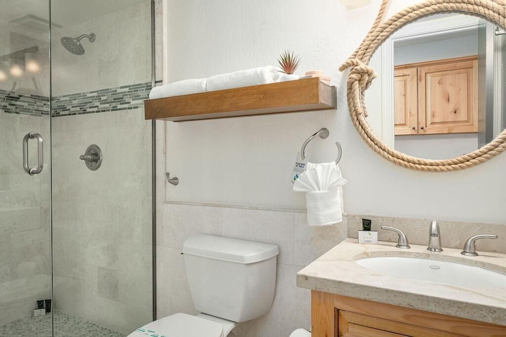 Redfield - Colorful Ranch Home - Must Visit, 사진 34