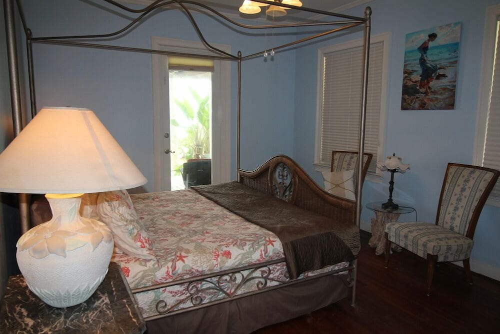 Indian River Lagoon Waterfront Cottages