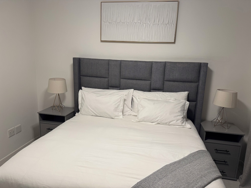 2BR-2BA - Rivonia Residence 1