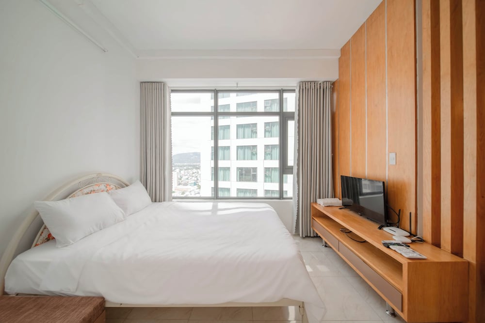 Oceanus Vien Trieu Nha Trang Apartment - Thai Ha