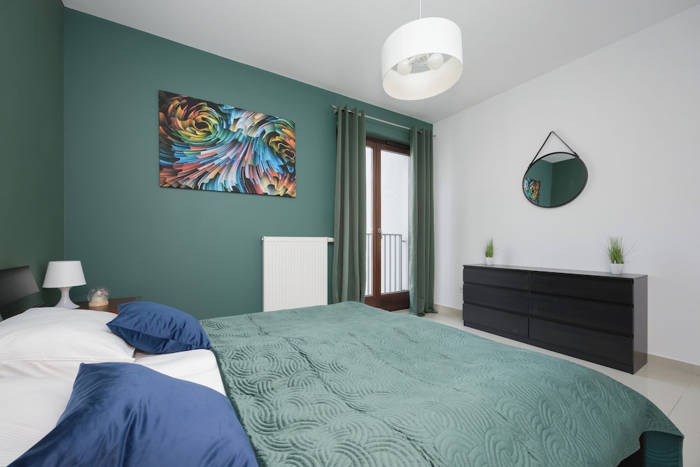 Cozy Apartment for 4 by Renters view 2