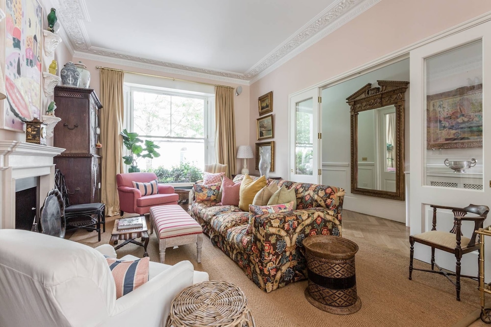 Brunswick Gardens II by Onefinestay
