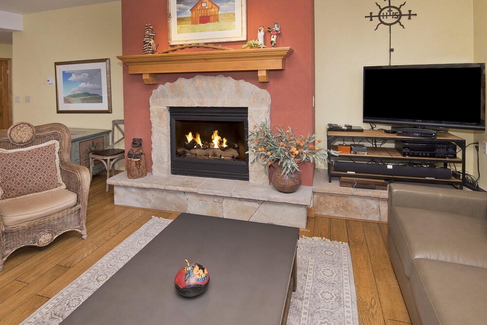 Edwards CO - Aspen Snowmasswood Lodge Vacation Rentals