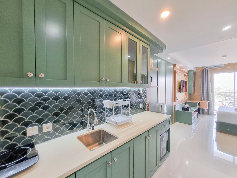 Tranquil and Modern Studio Mataram City Apartment