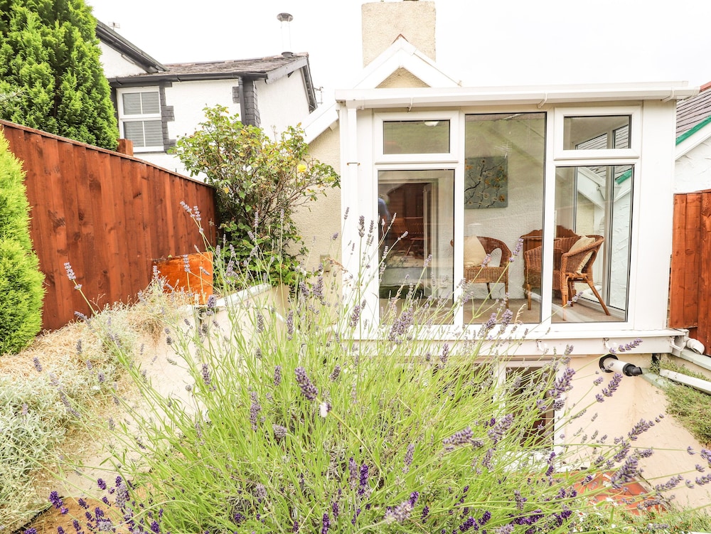 Capel Cottage