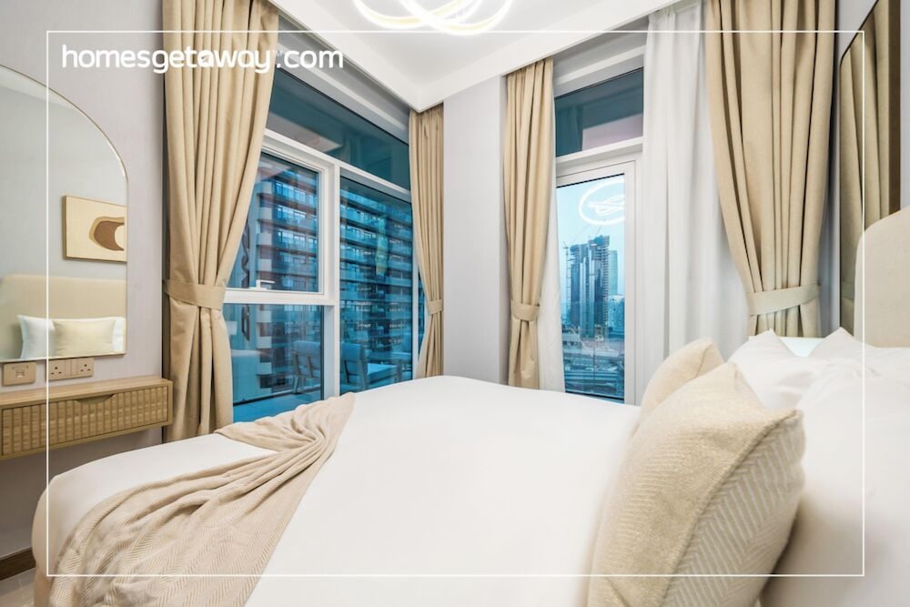 Premium 1BR Apt Missoni Urban Oasis