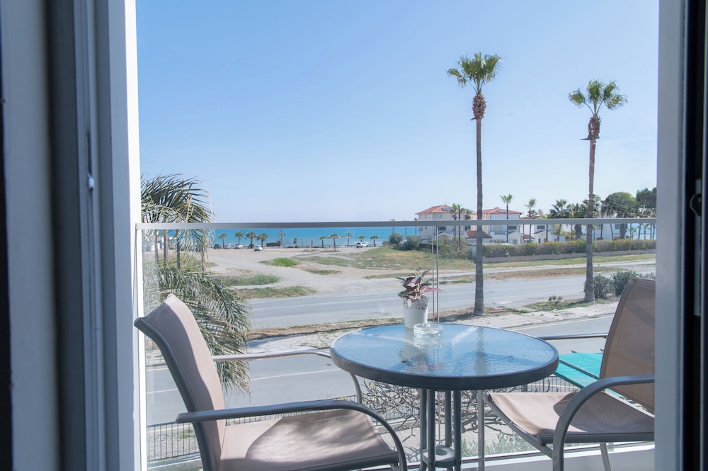 Themis Apartments