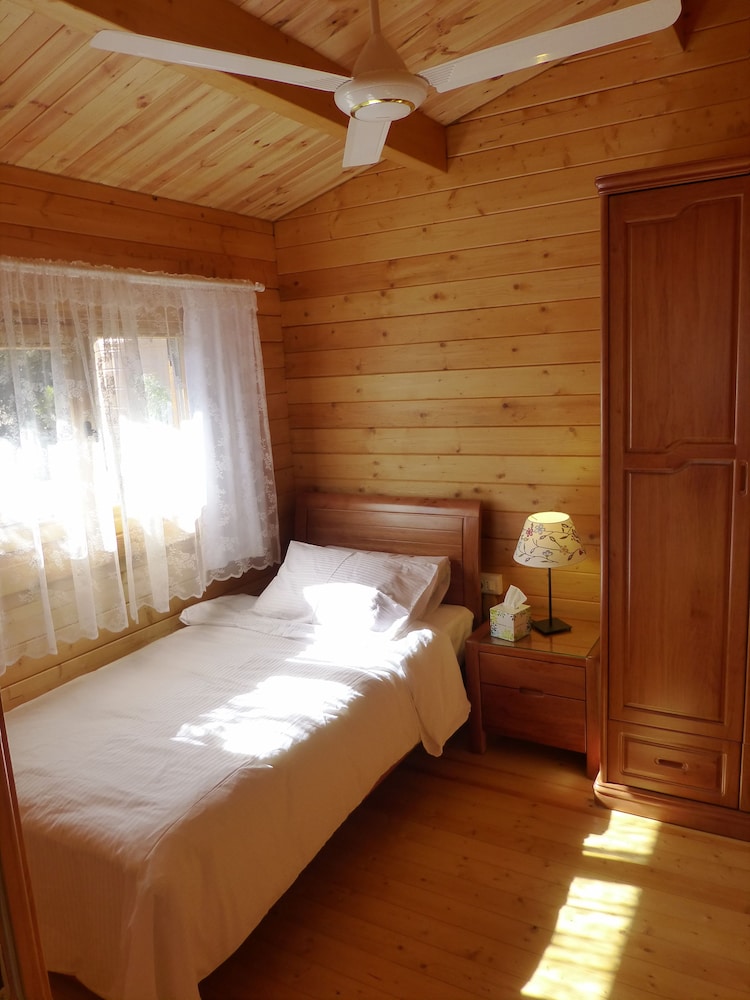 Mountain Breeze Resort