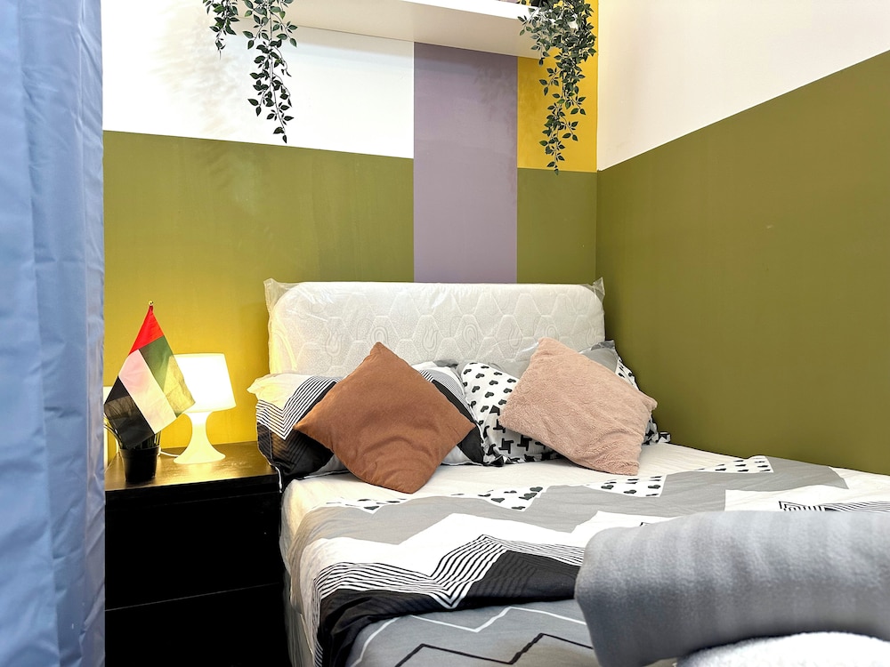 Lavish Partition Room in Tecom