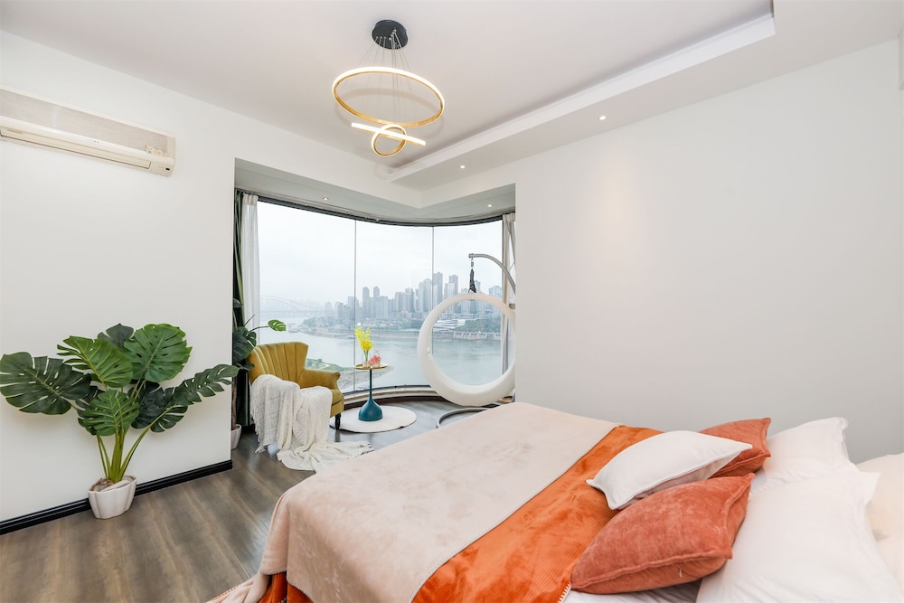 Baihong Riverview Drone Show Apartment