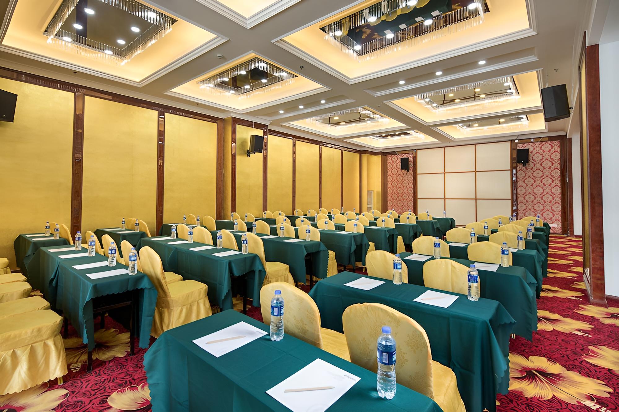 Ramada Encore Shanghai Pudong