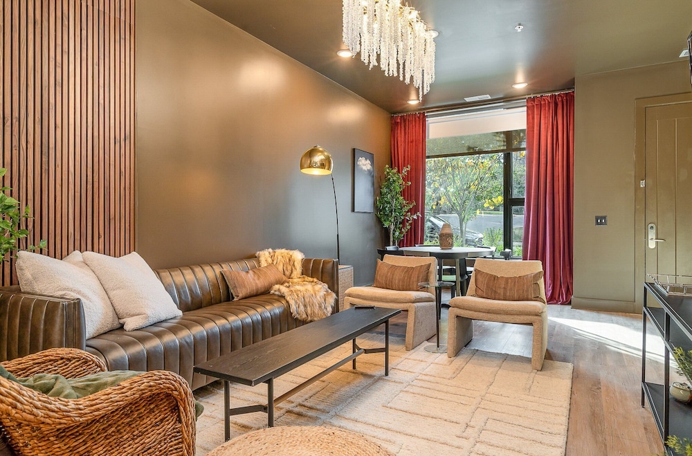 Luxe-rooftop Echo-private Deck-4 Mins Broadway