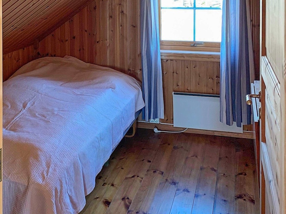 6 Person Holiday Home in Meloy view 3