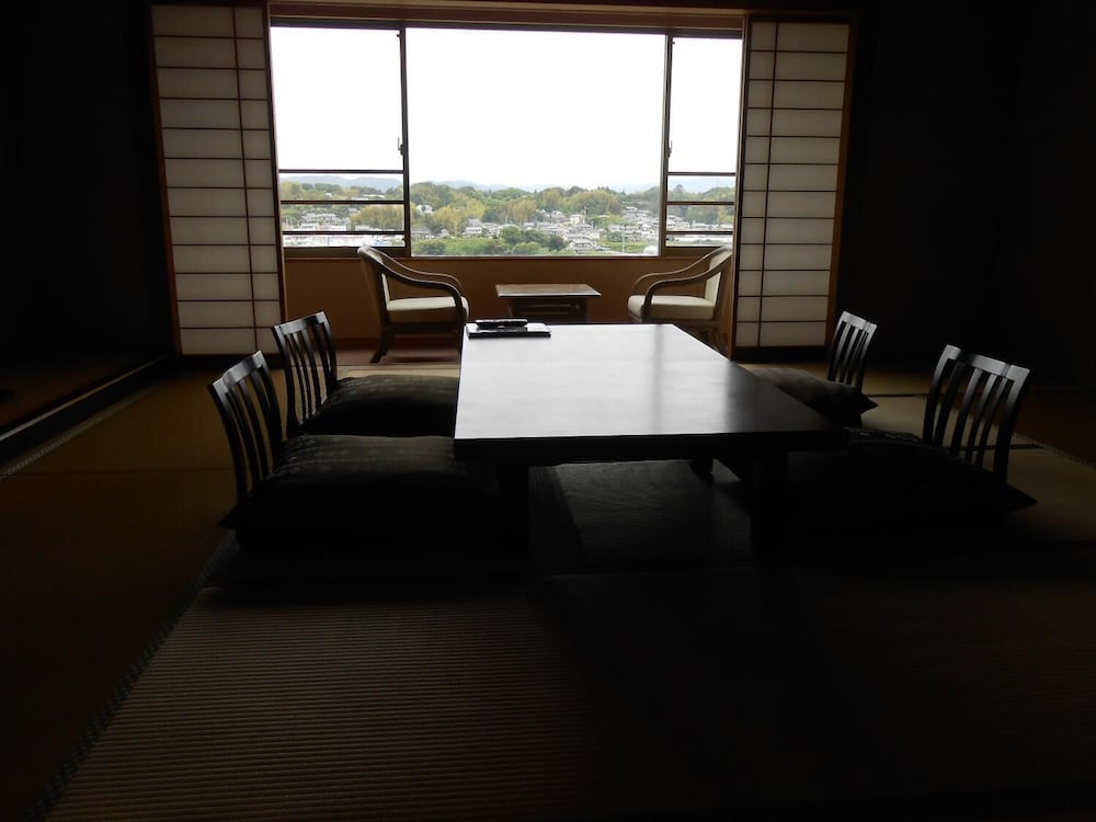 Hamanako Wan Wan Paradise Hotel