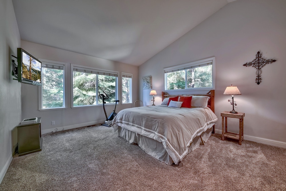1272g Where Eagles Fly 3 Bedroom Home
