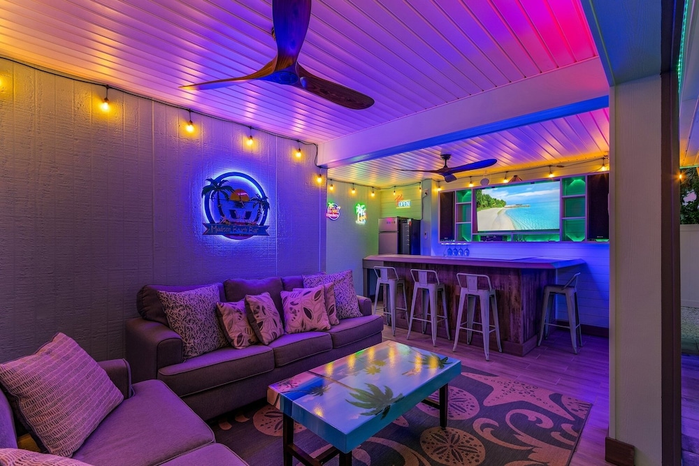 130 Tiki Tides: 2br W/ Outdoor Tiki Bar! 2 Bedroom Home