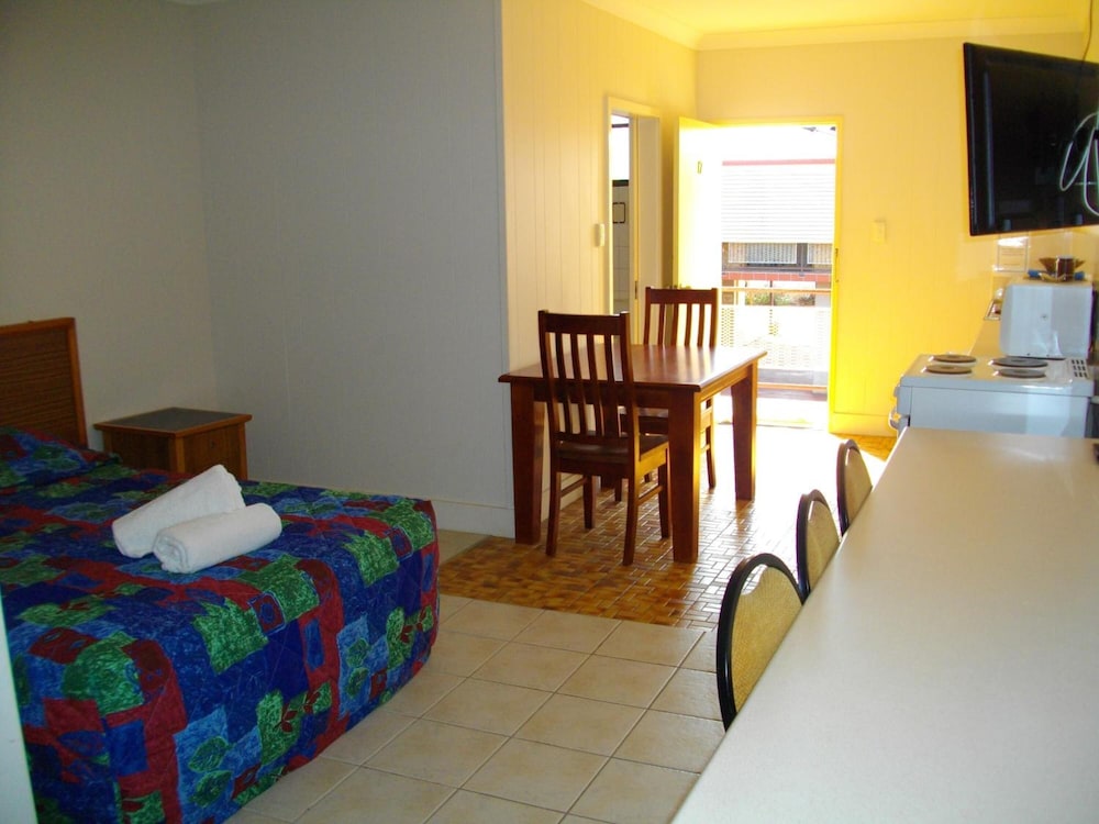 Kurrmine Beach Motel