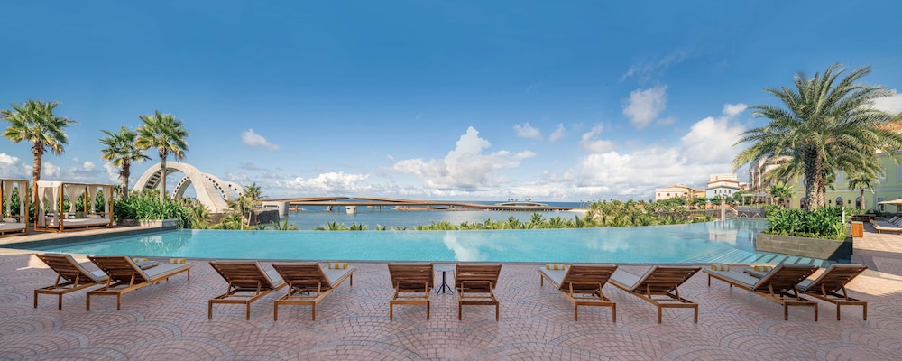 La Festa Phu Quoc, Curio Collection By Hilton 45