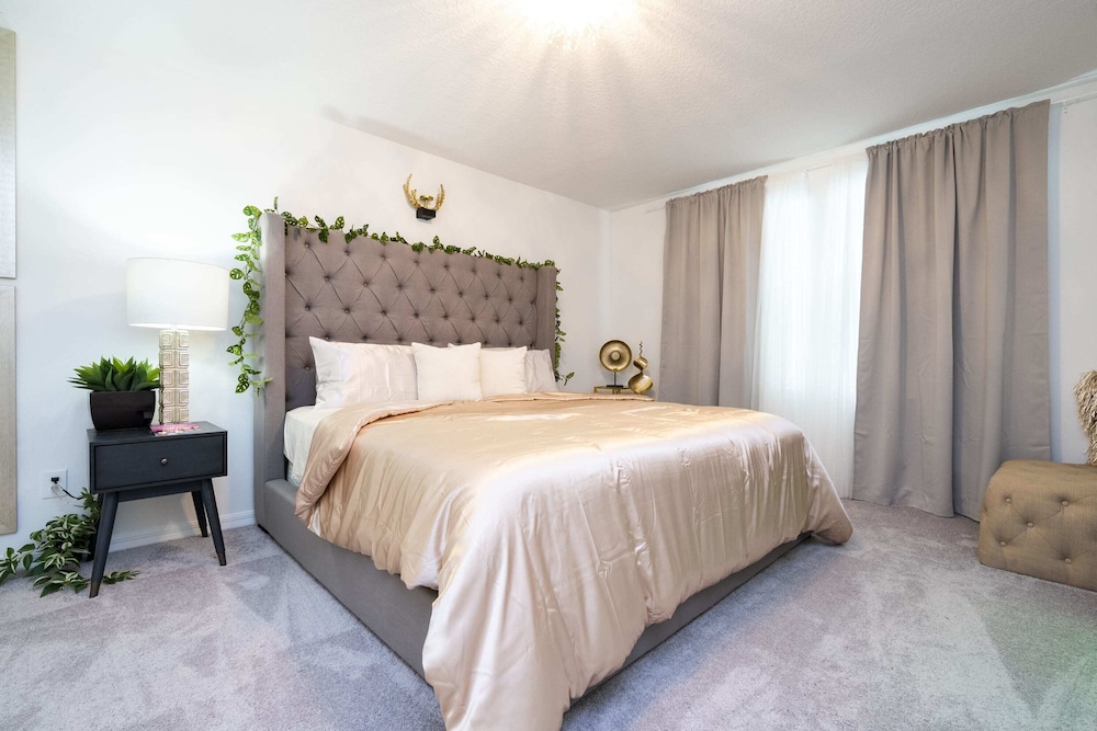 Cozy 3Bd Close to Disney at Enclaves 983