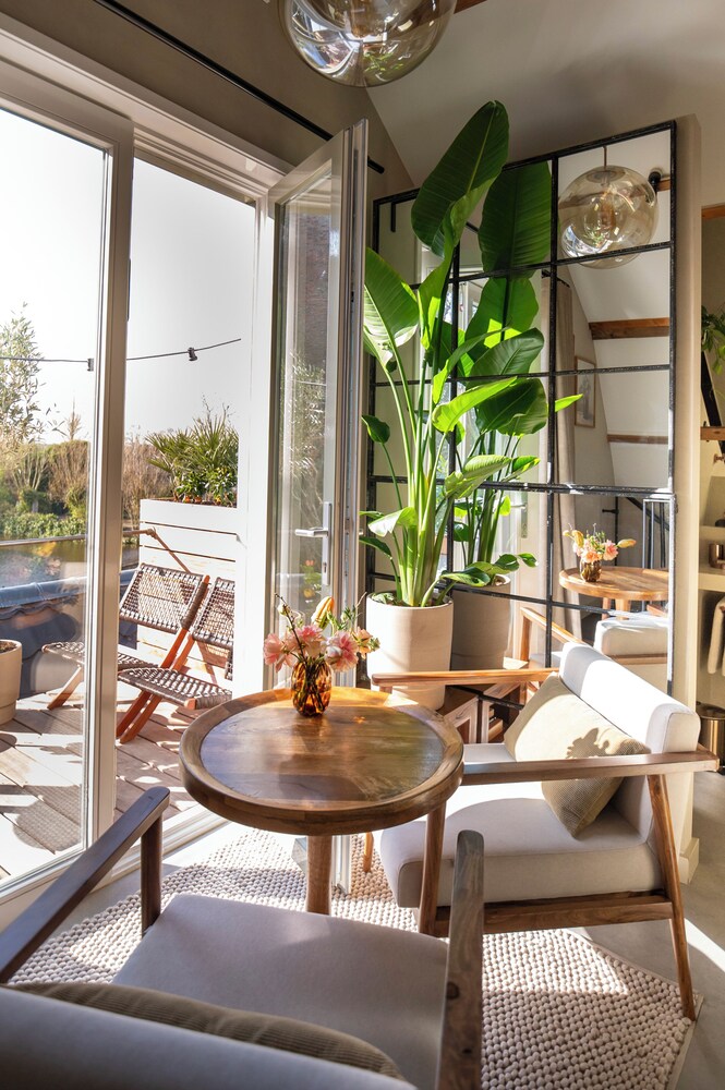 LODGE&LOFT