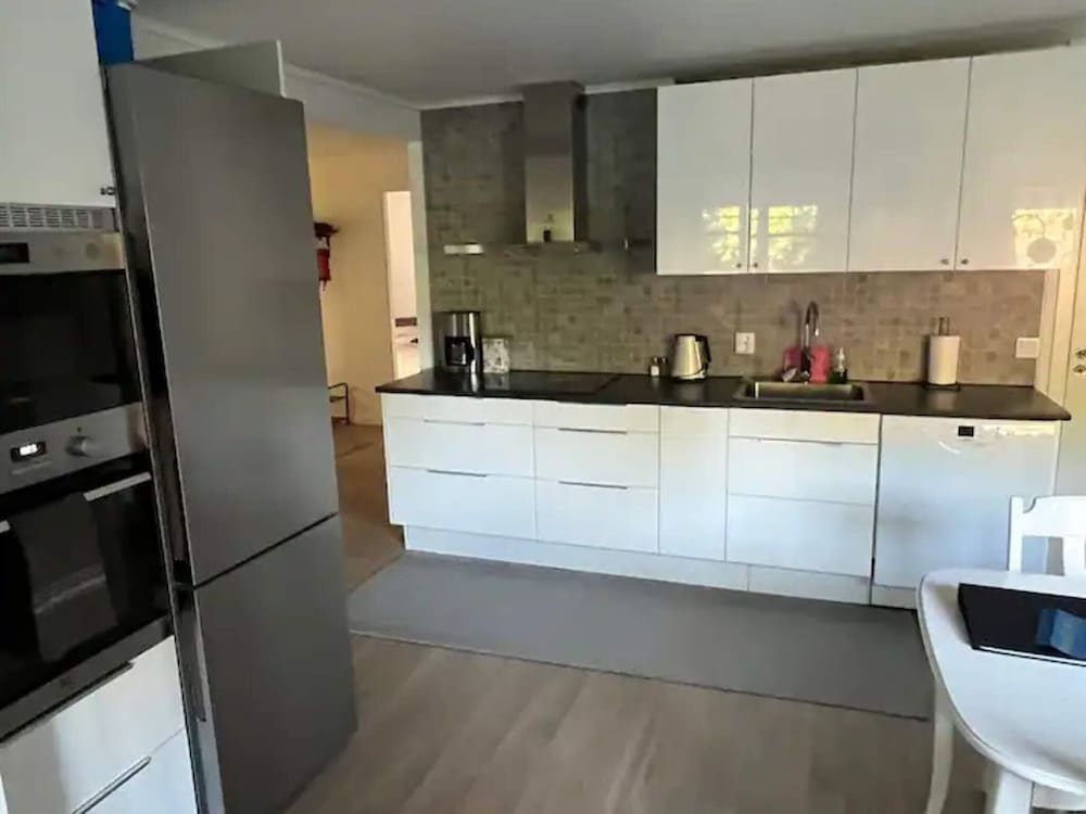 5 Star Holiday Home in Mollosund