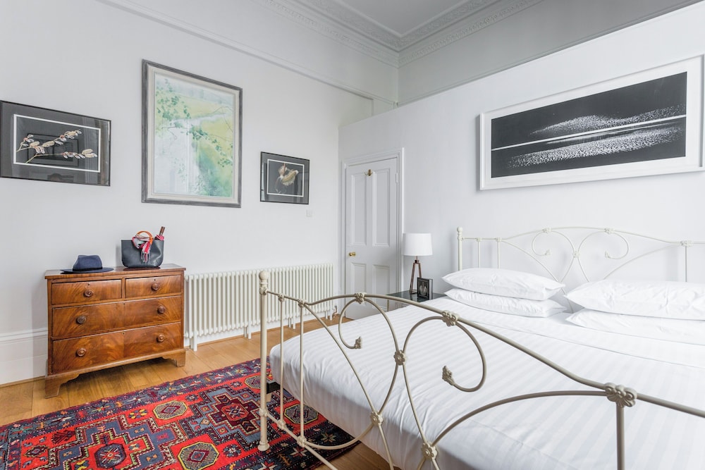 Pembridge Villas IV by Onefinestay