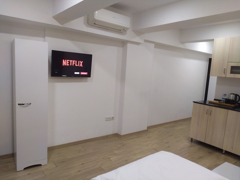 Mango Suites