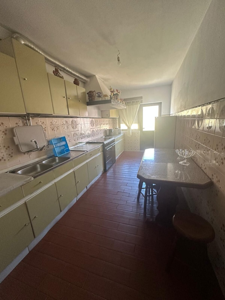 Esposende 3 Bedrooms Balcony Center Flat