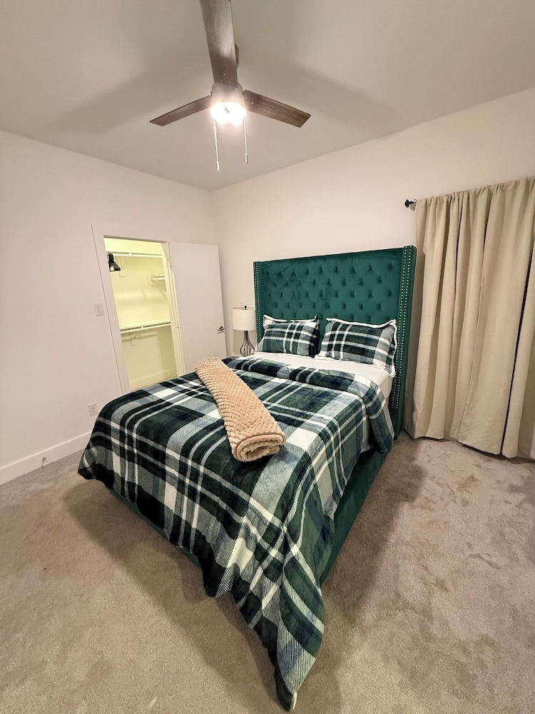 Luxury 3BR for Families Nurses and Group