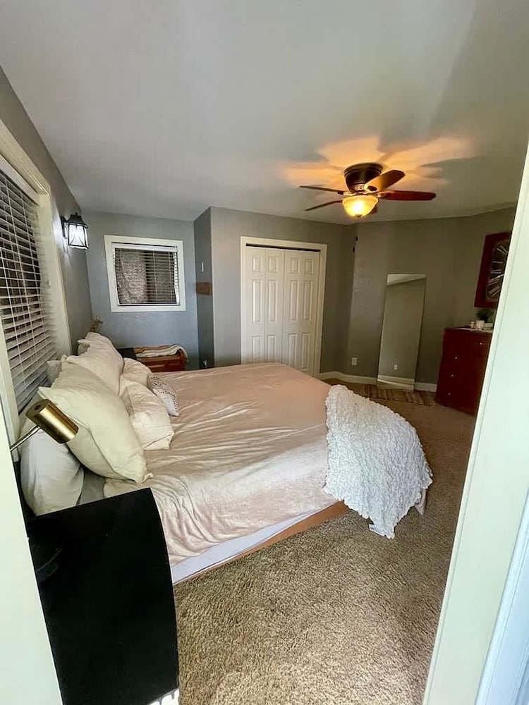 Black Hills Getaway With Hot Tub Game Room for 18