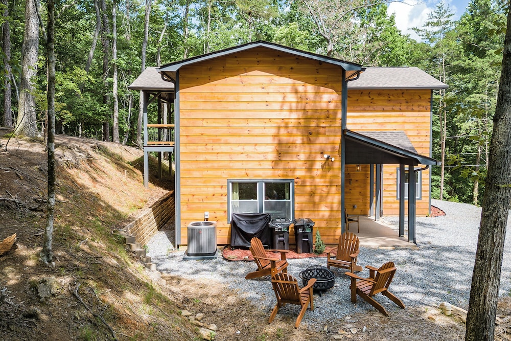 Cozy Cabin in Ellijay Near Blue Ridge