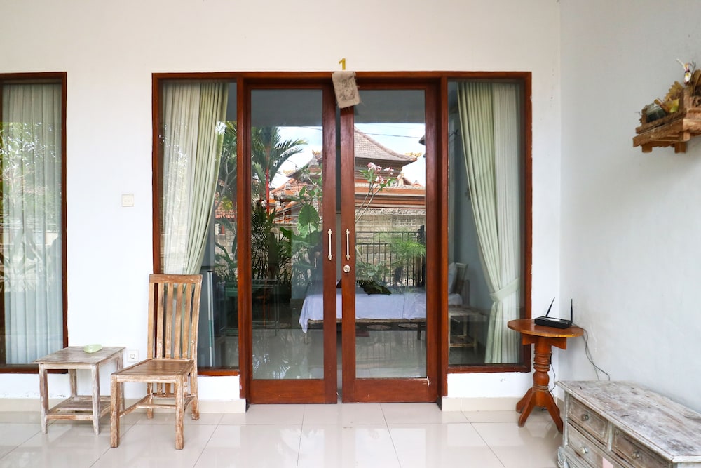 The Wina Echo Beach Guesthouse