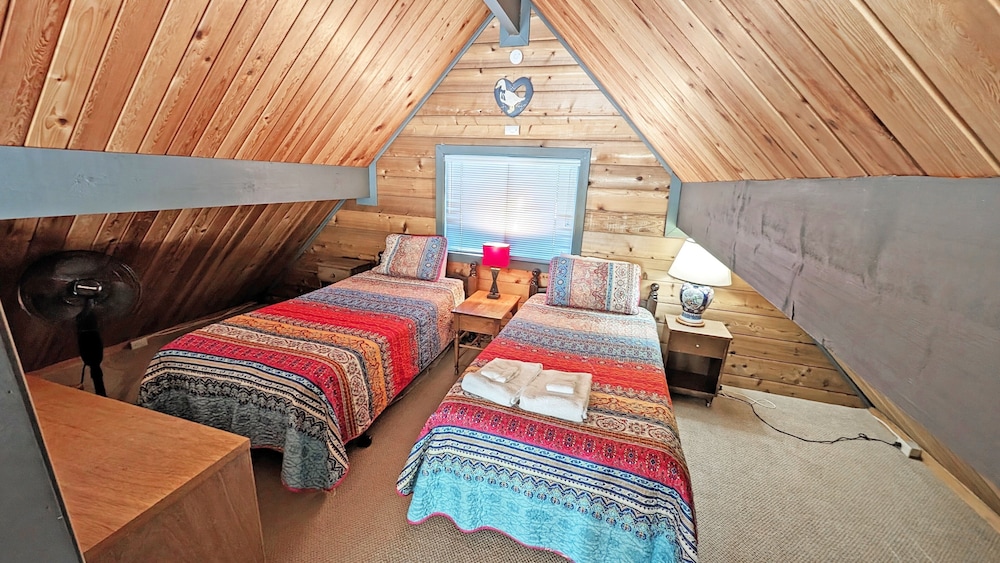 Lava Top 1 2 Bedroom Home
