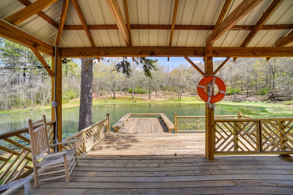 Peaceful Guntersville Cabin: Fire Pit, Near Lake! - Property Image 12