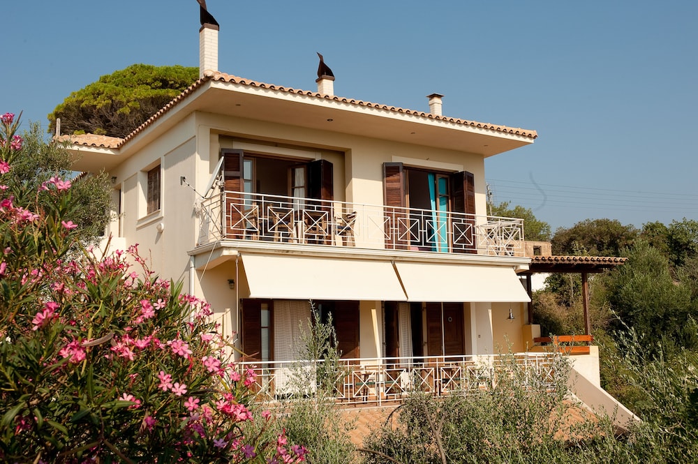 Alekos Beach Houses - Alekos Beach Complex