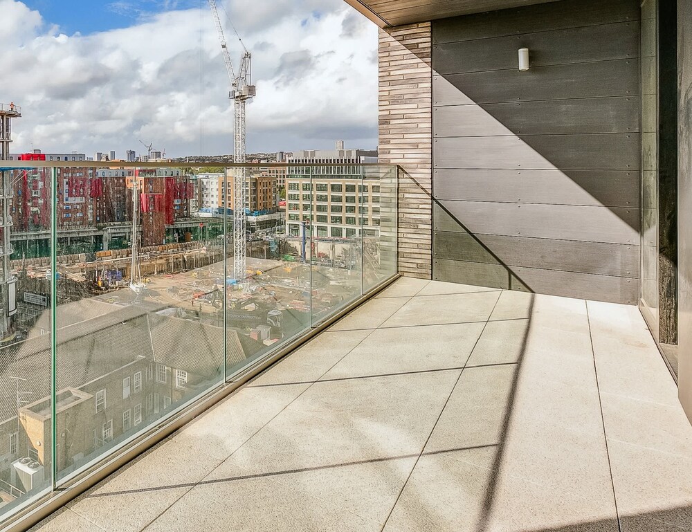 Elegant 3-bedroom Condo