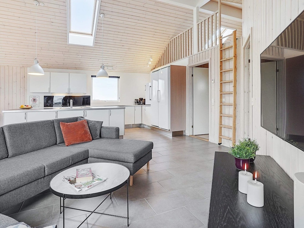 Luxury Pool Retreat in Kegnaes - By Traum Ferienwohnungen view 5