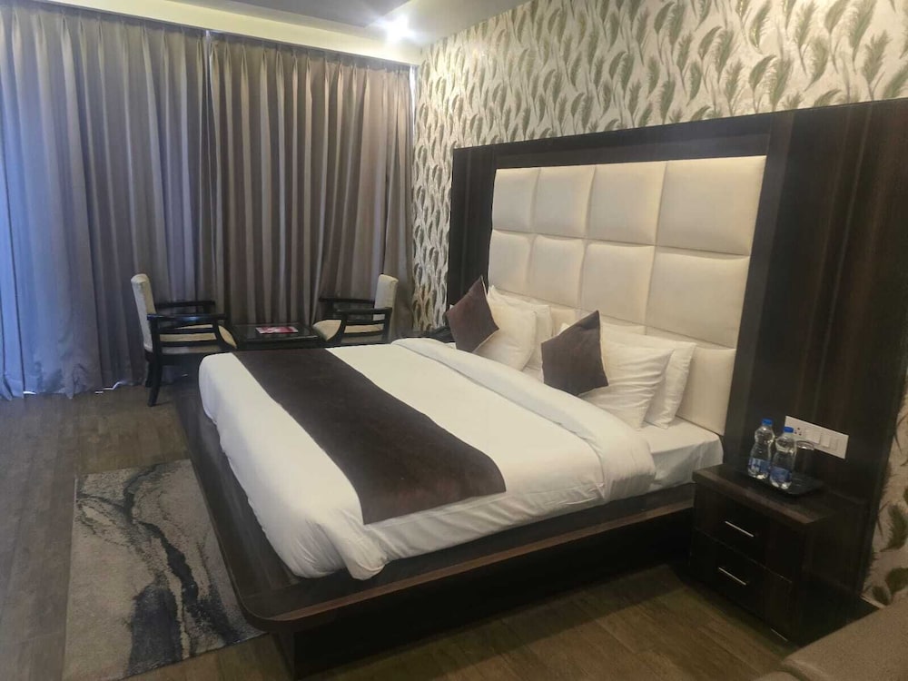 Kamal Residency By Memory Stays