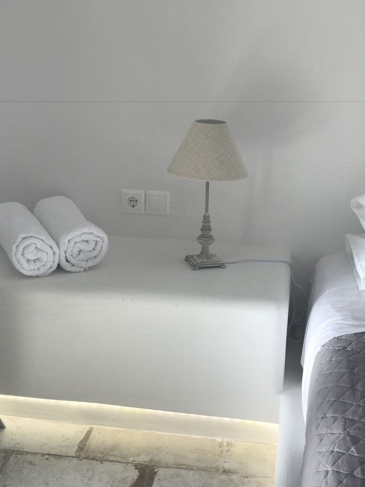 Elia Residences Santorini