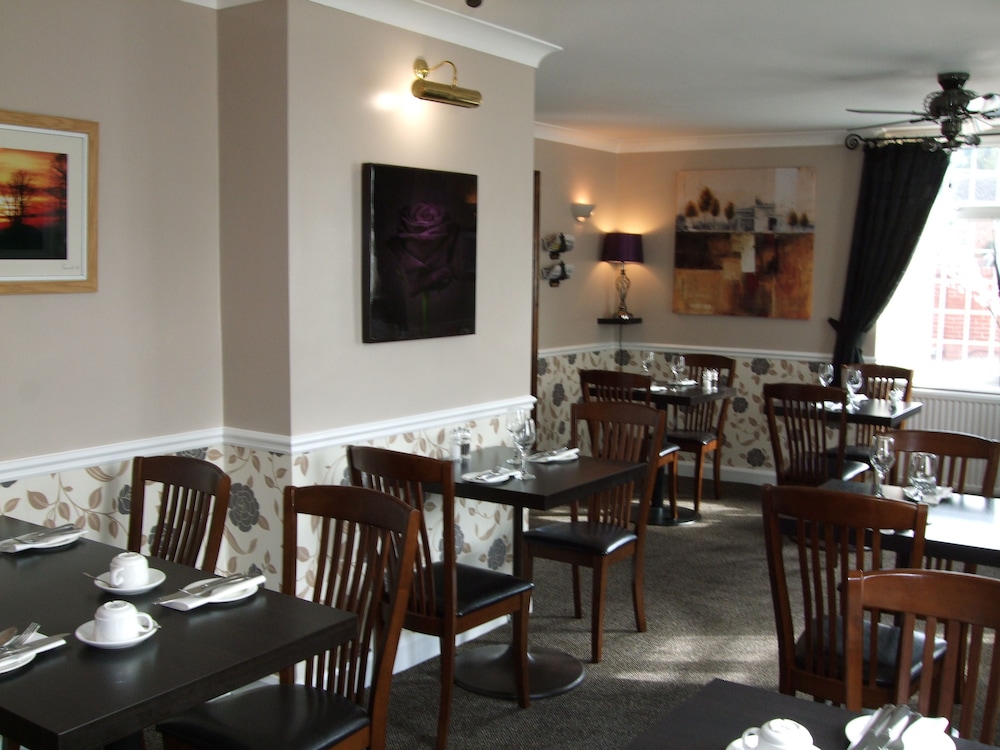 Grove House Hotel