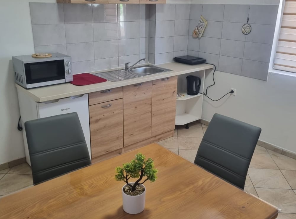 Apartments Marija Sukošan
