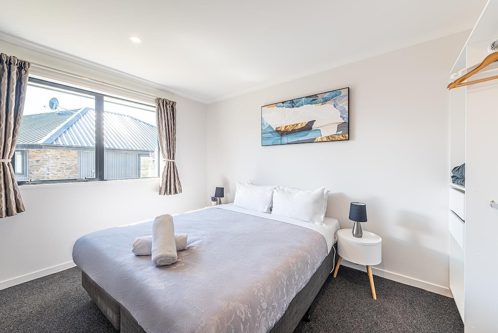 Explore Tekapo Accommodation