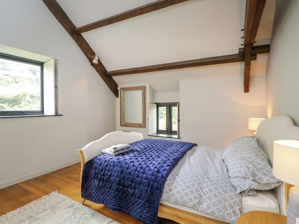 The Ivy Barn