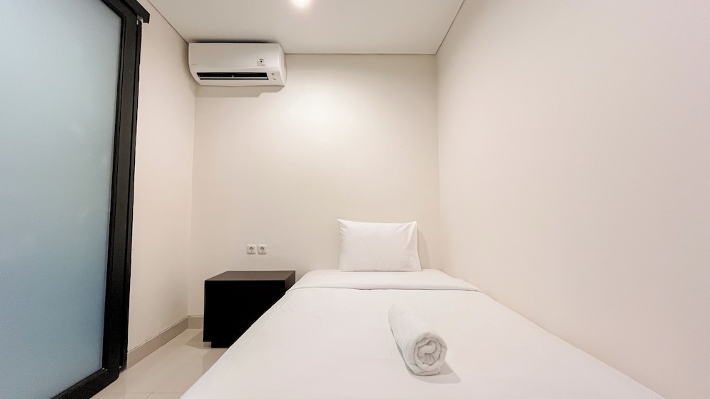 Modern And Stylish 2Br (No Kitchen) Apartment At Skales Residence Nusa Dua Bali