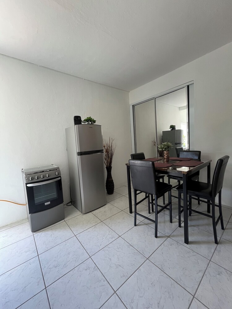 Surfer Steps Apartment